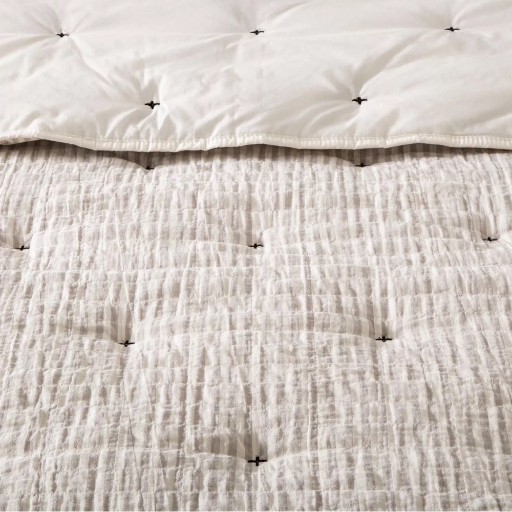 Hearth & Hand with Magnolia Bedding Set (Full/Queen)